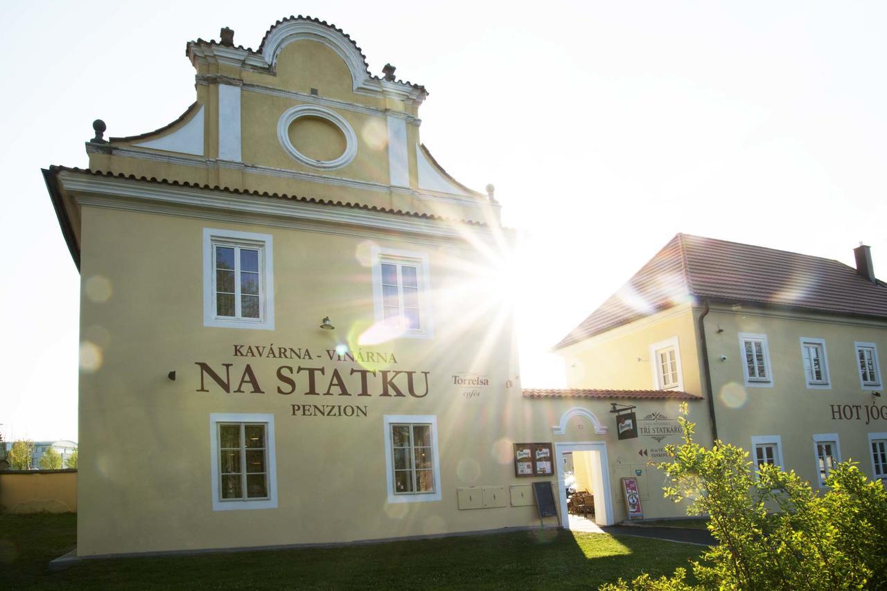 Penzion U Tri Statkaru Dobris Luaran gambar